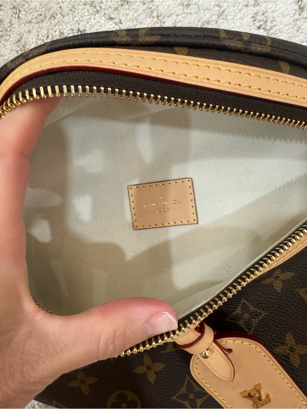 Louis Vuitton High Rise Monogram - Picture 3 of 15